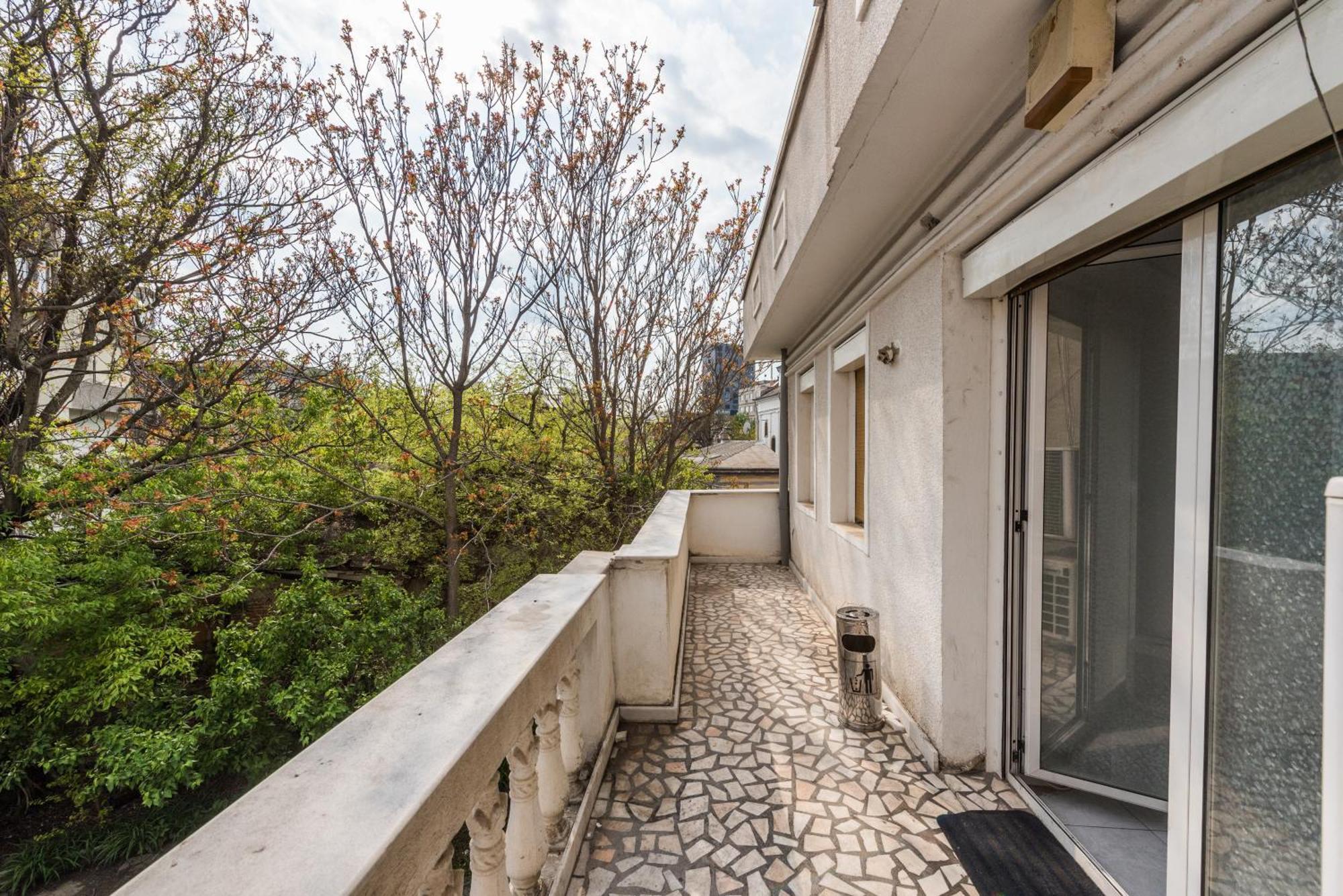 Bucharest City Center Suites Ngoại thất bức ảnh