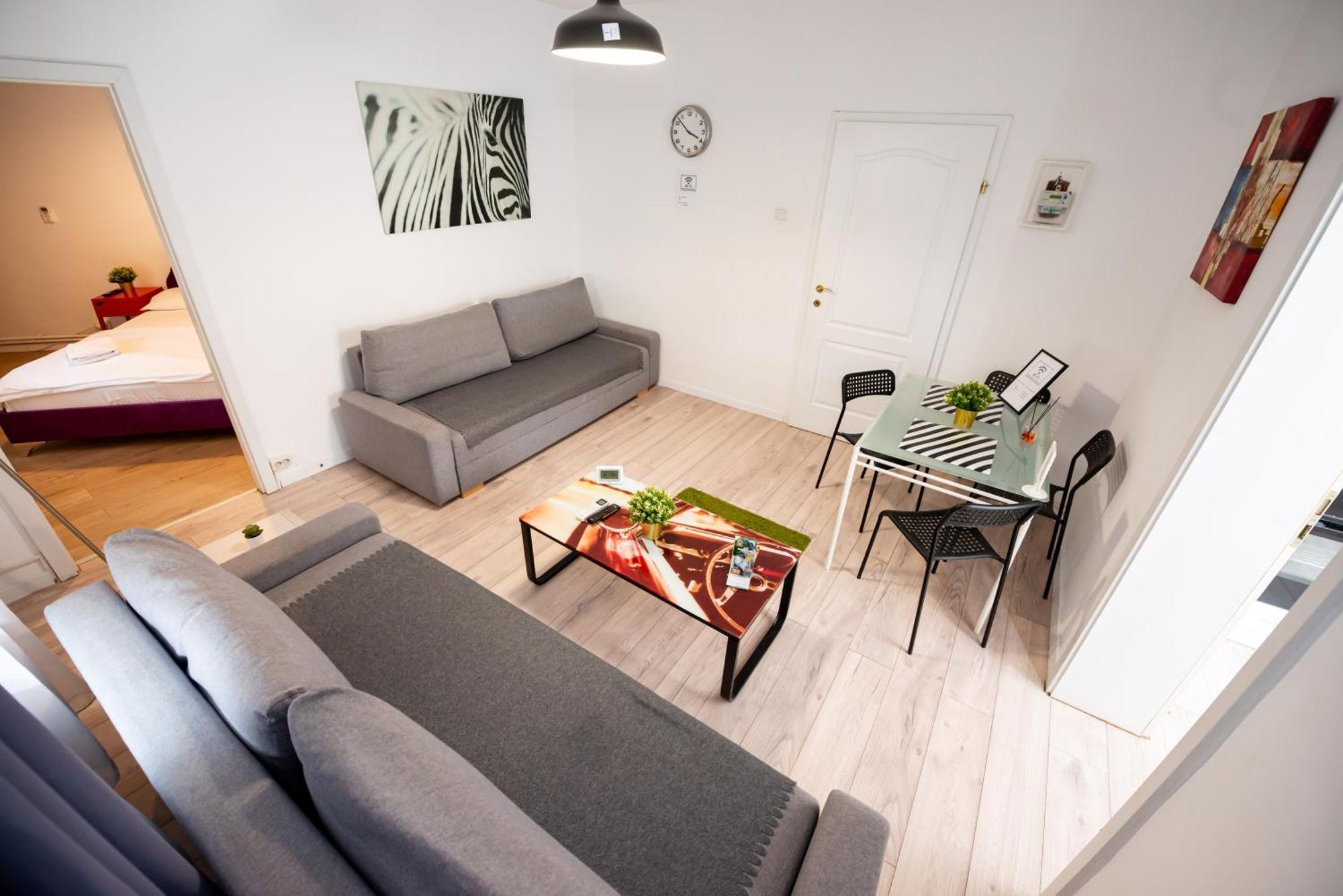 Bucharest City Center Suites Ngoại thất bức ảnh