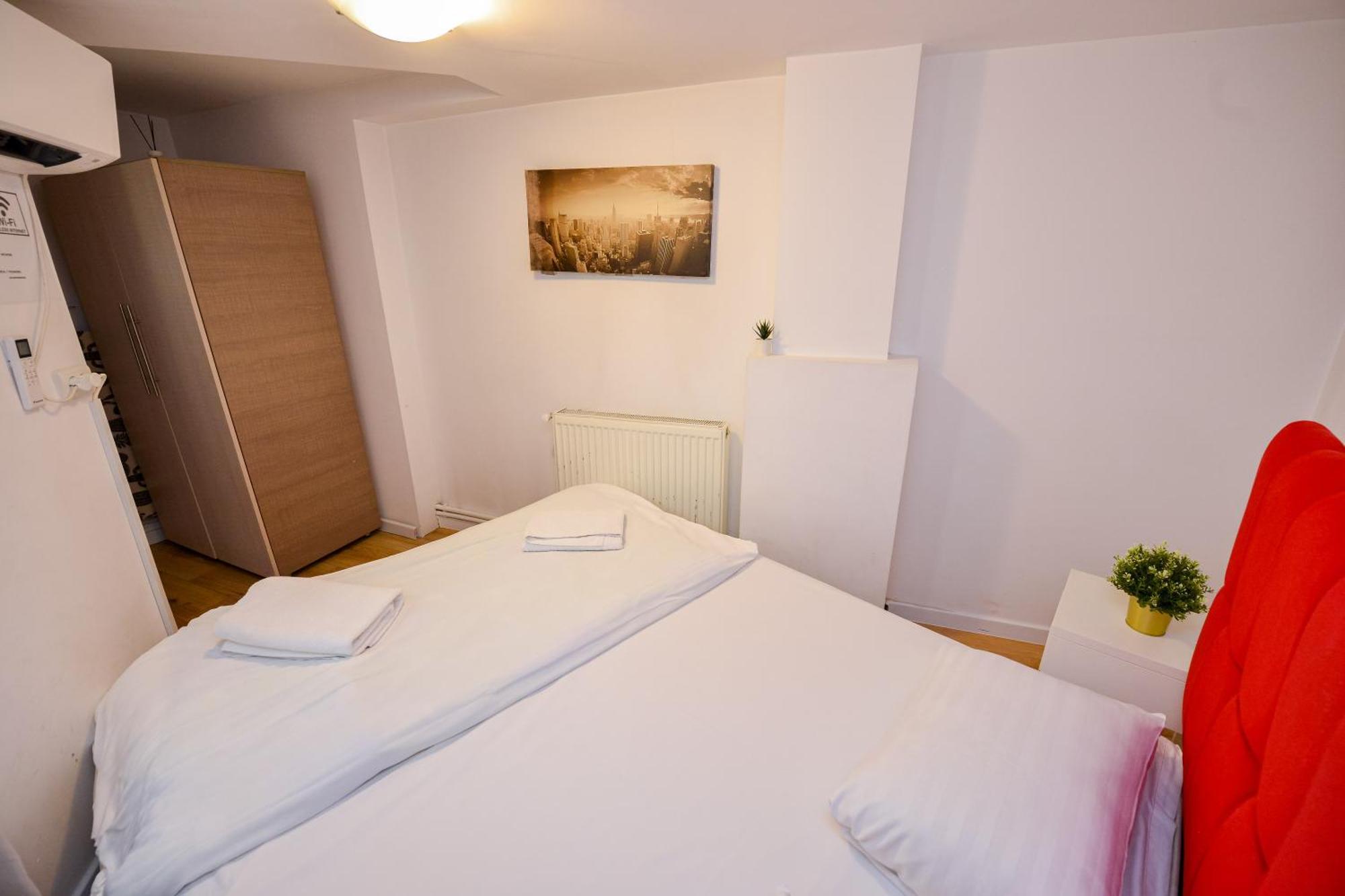Bucharest City Center Suites Ngoại thất bức ảnh