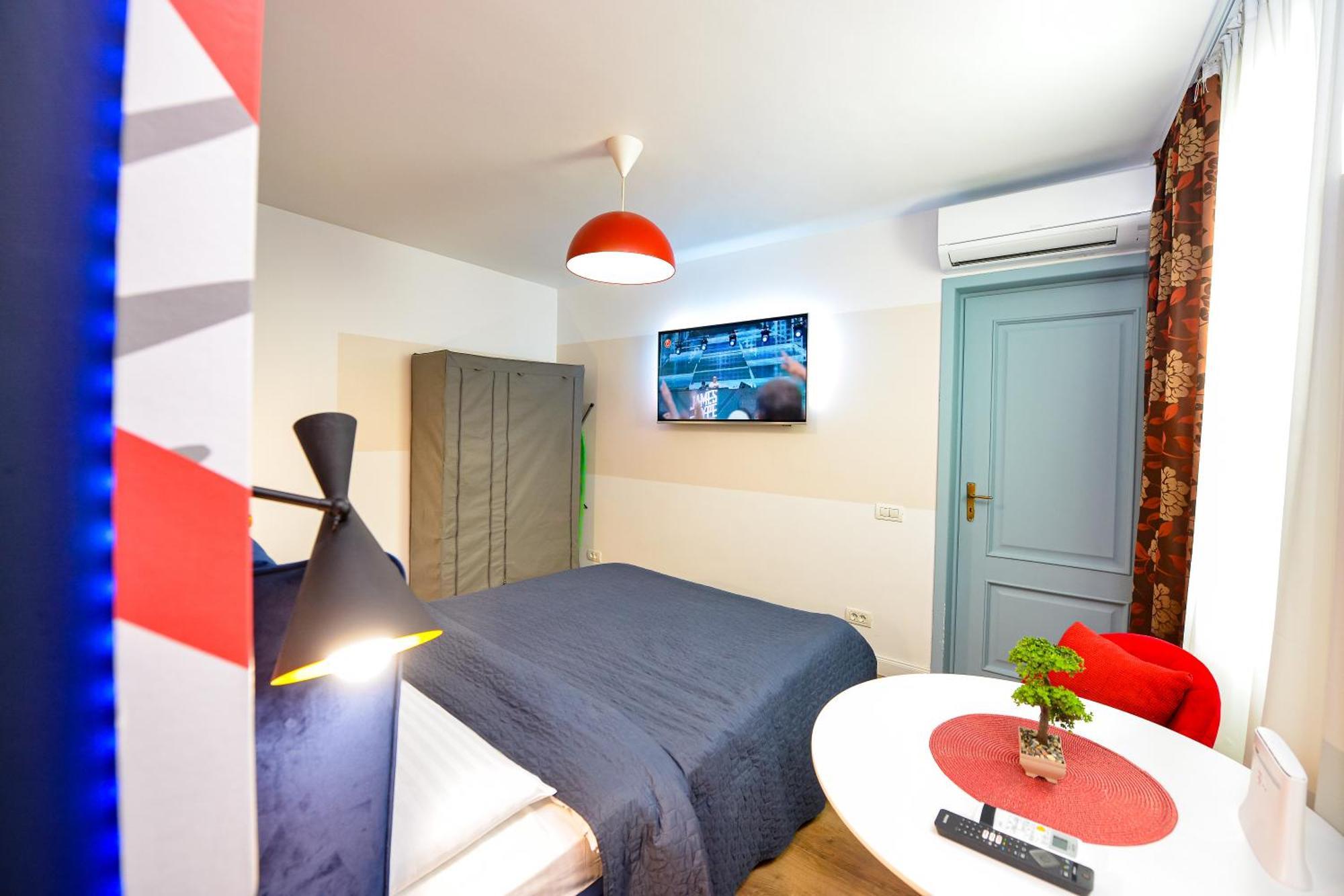 Bucharest City Center Suites Ngoại thất bức ảnh