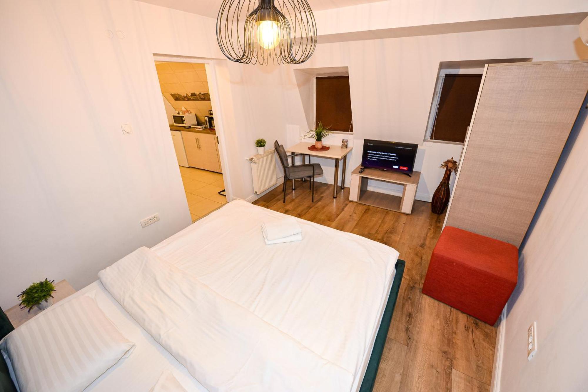 Bucharest City Center Suites Ngoại thất bức ảnh