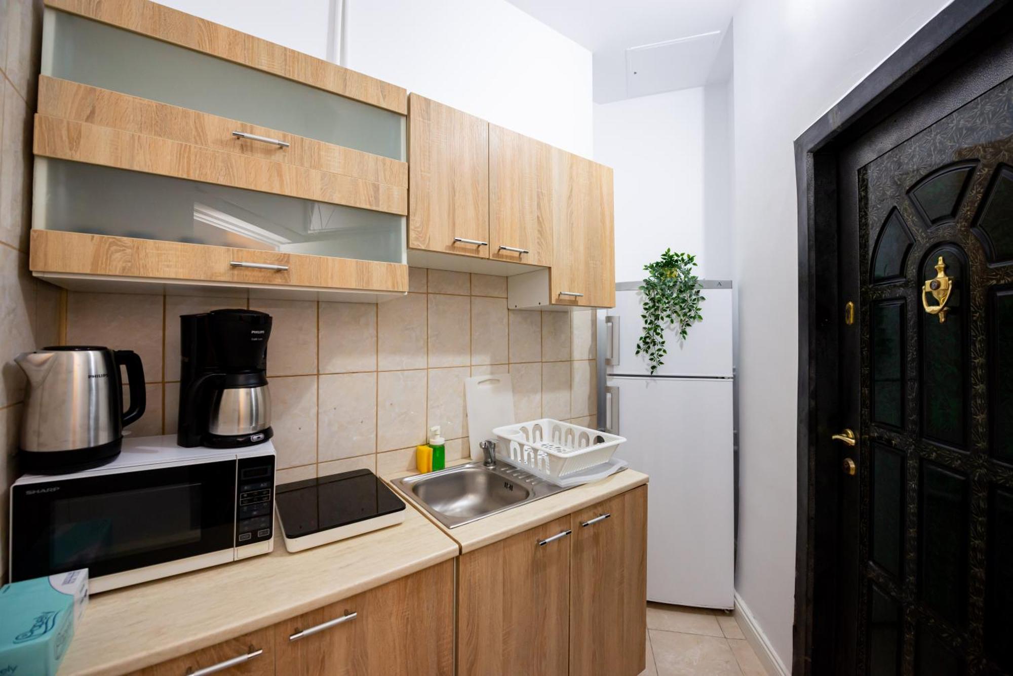 Bucharest City Center Suites Ngoại thất bức ảnh